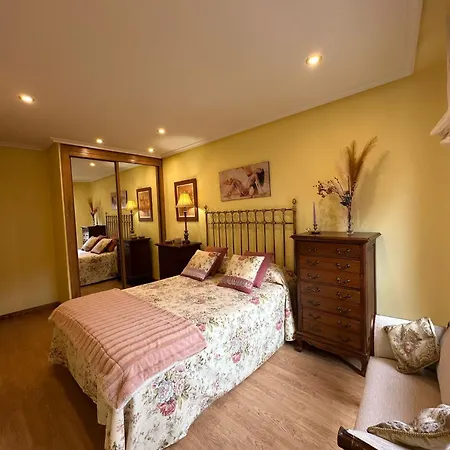 Plaza Laverde Ruiz Apartment Nueva De Llanes