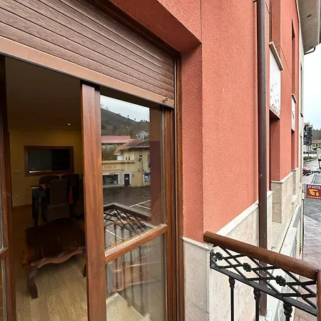 Plaza Laverde Ruiz شقة