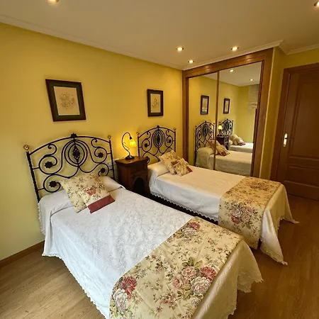 Apartamento Plaza Laverde Ruiz Nueva De Llanes